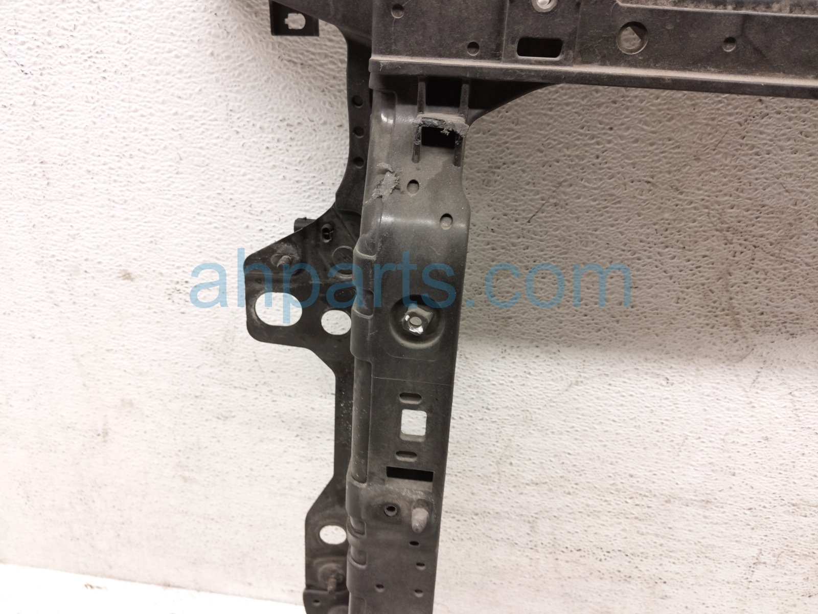 2020 Hyundai Veloster Radiator Core Support 64101 K9000 Replacement 2020 Hyundai Veloster Radiator Core Support 64101 K9000 Replacement thumbnail