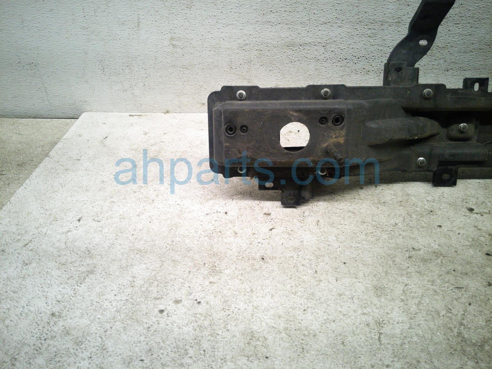 2020 Hyundai Veloster Beam Rear Bumper Reinforcement Bar 86631 K9100 Replacement 2020 Hyundai Veloster Beam Rear Bumper Reinforcement Bar 86631 K9100 Replacement thumbnail