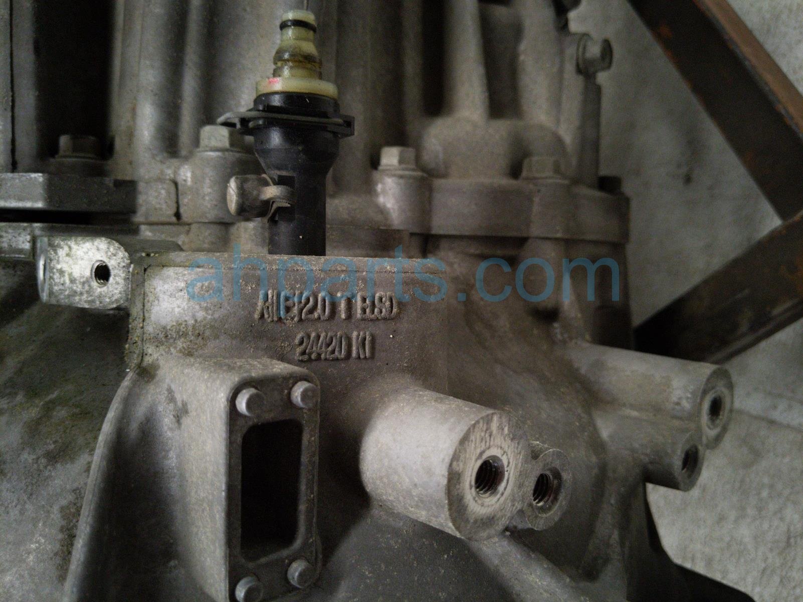 2020 Hyundai Veloster Manual Transmission = 62k Mi 43000 24BZ0 Replacement 2020 Hyundai Veloster Manual Transmission = 62k Mi 43000 24BZ0 Replacement thumbnail
