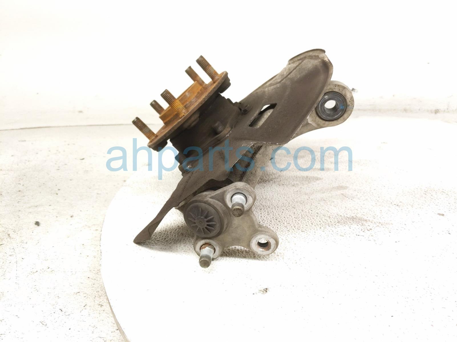 2020 Hyundai Veloster Front Driver Spindle Knuckle Hub 51710 K9000 Replacement 2020 Hyundai Veloster Front Driver Spindle Knuckle Hub 51710 K9000 Replacement thumbnail