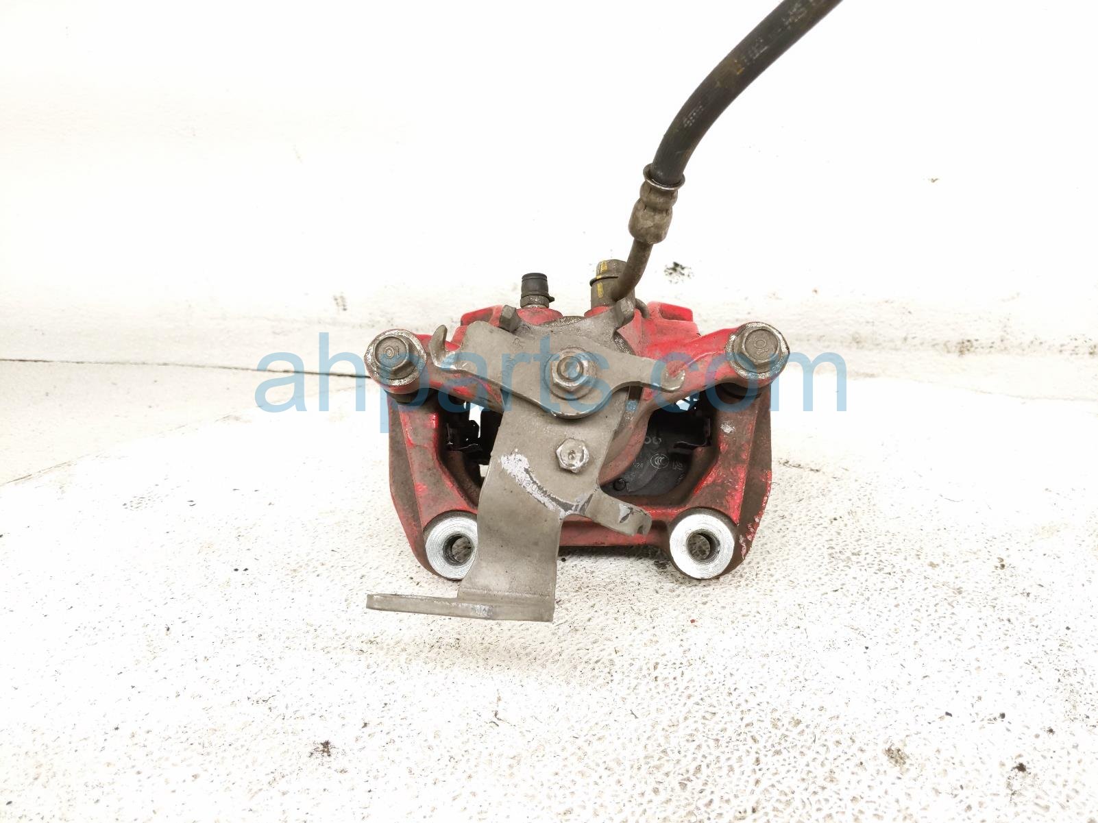2020 Hyundai Veloster Rear Passenger Brake Caliper 58230 K9500 Replacement 2020 Hyundai Veloster Rear Passenger Brake Caliper 58230 K9500 Replacement thumbnail