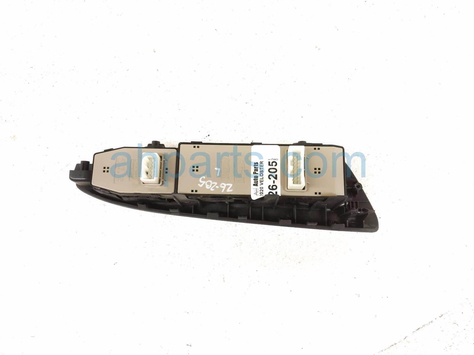 2020 Hyundai Veloster Power / Master Window Control Switch 93571 J3000 4X Replacement 2020 Hyundai Veloster Power / Master Window Control Switch 93571 J3000 4X Replacement thumbnail