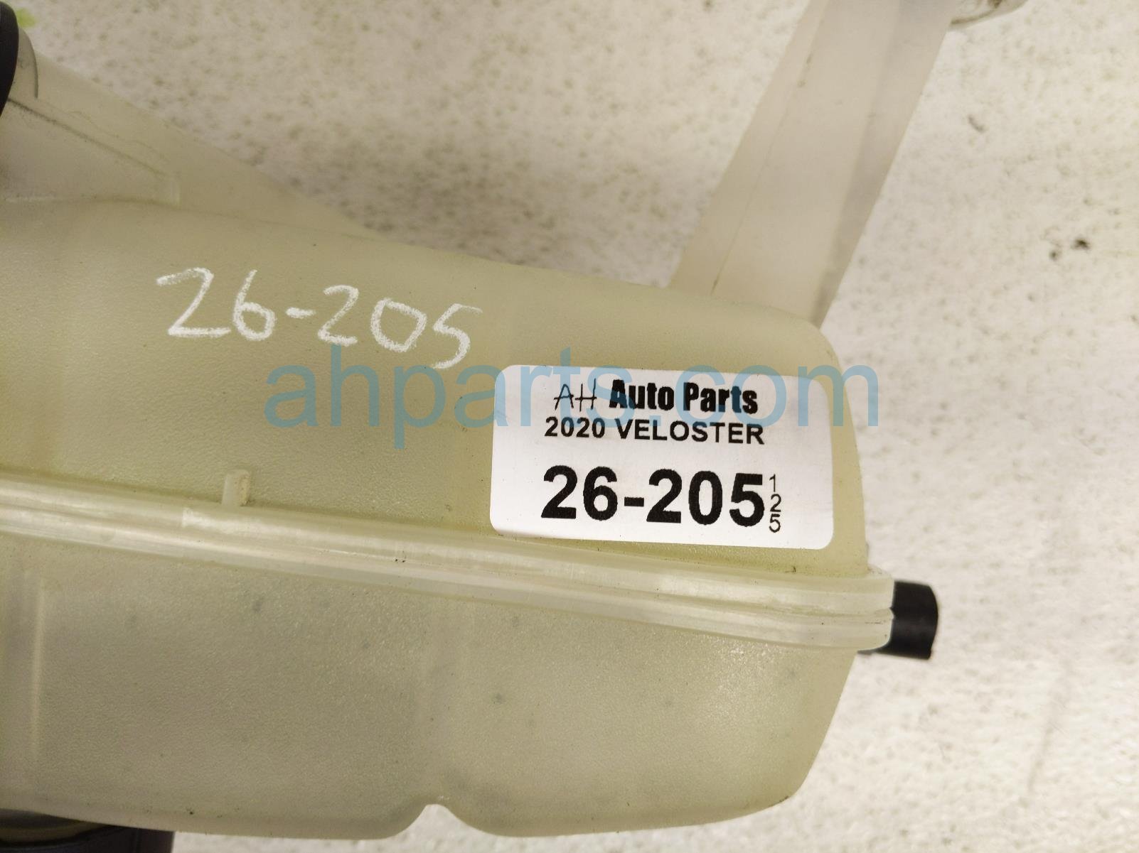 2020 Hyundai Veloster Coolant Overflow Reservoir Tank 25430 S0000 Replacement 2020 Hyundai Veloster Coolant Overflow Reservoir Tank 25430 S0000 Replacement thumbnail