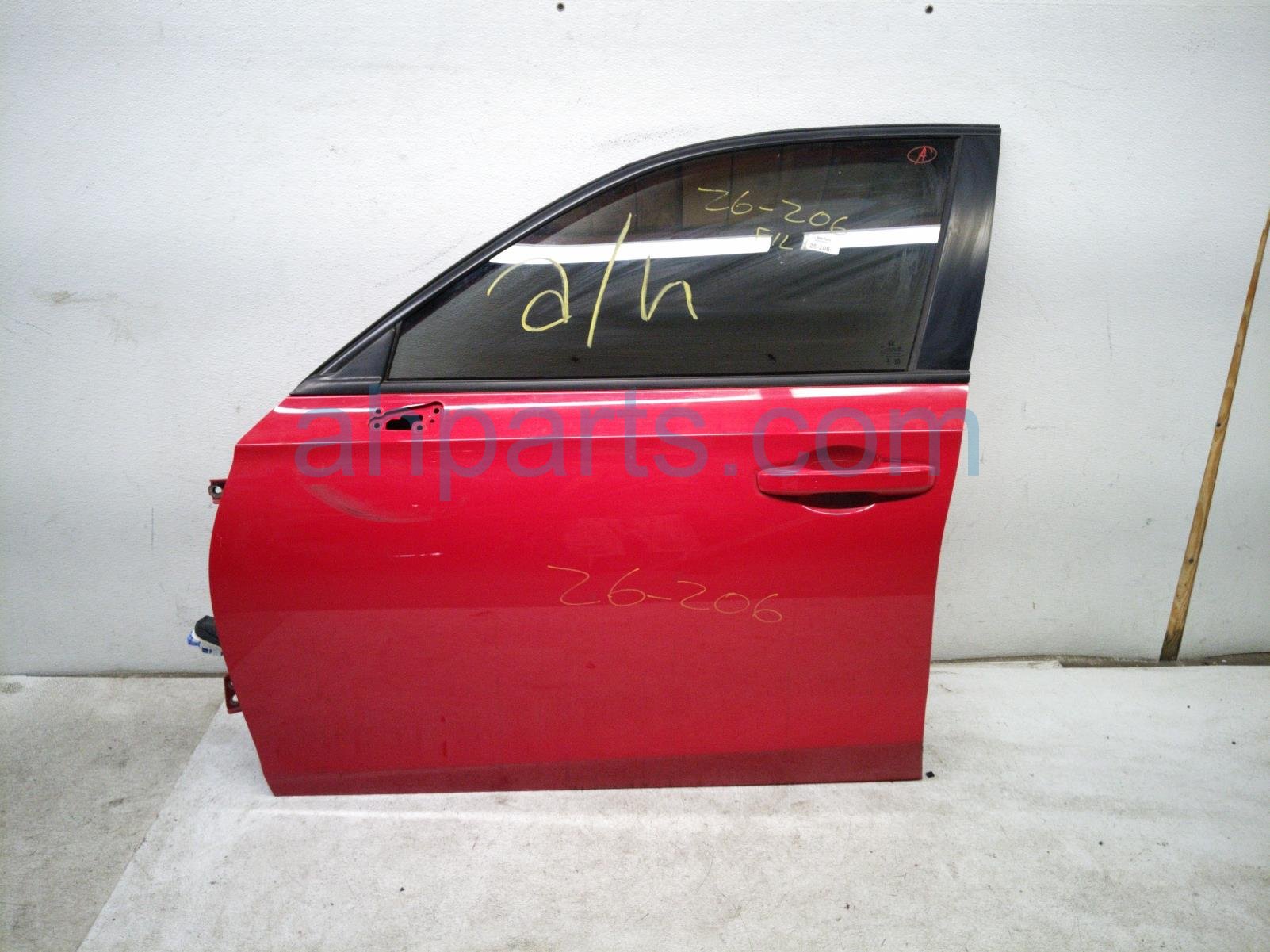 Honda FR/LH DOOR - RED - NO MIRROR/TRIM