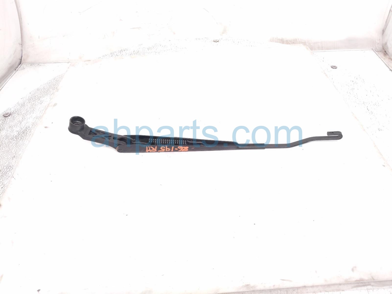 2000 Toyota Tacoma Passenger Windshield Wiper Arm 85211 04010 Replacement 2000 Toyota Tacoma Passenger Windshield Wiper Arm 85211 04010 Replacement thumbnail