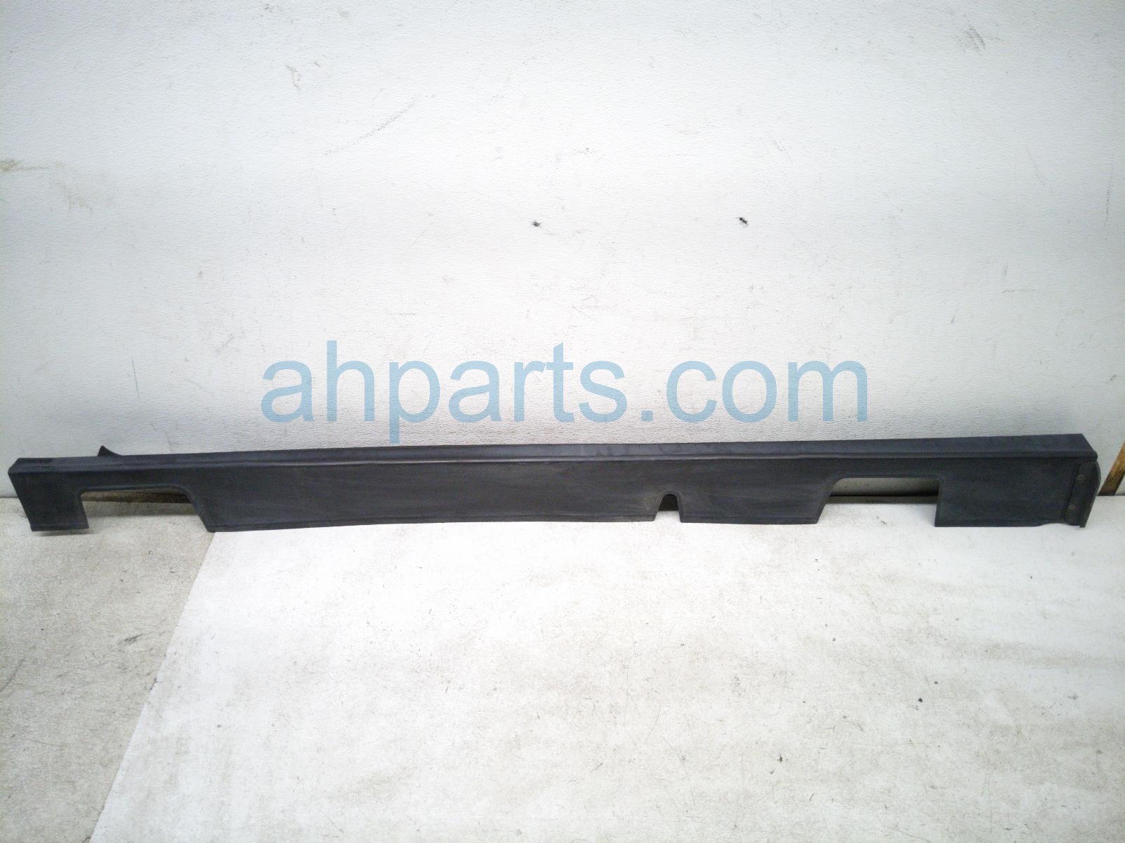 Honda LH SIDE SKIRT / MOLDING - BLACK