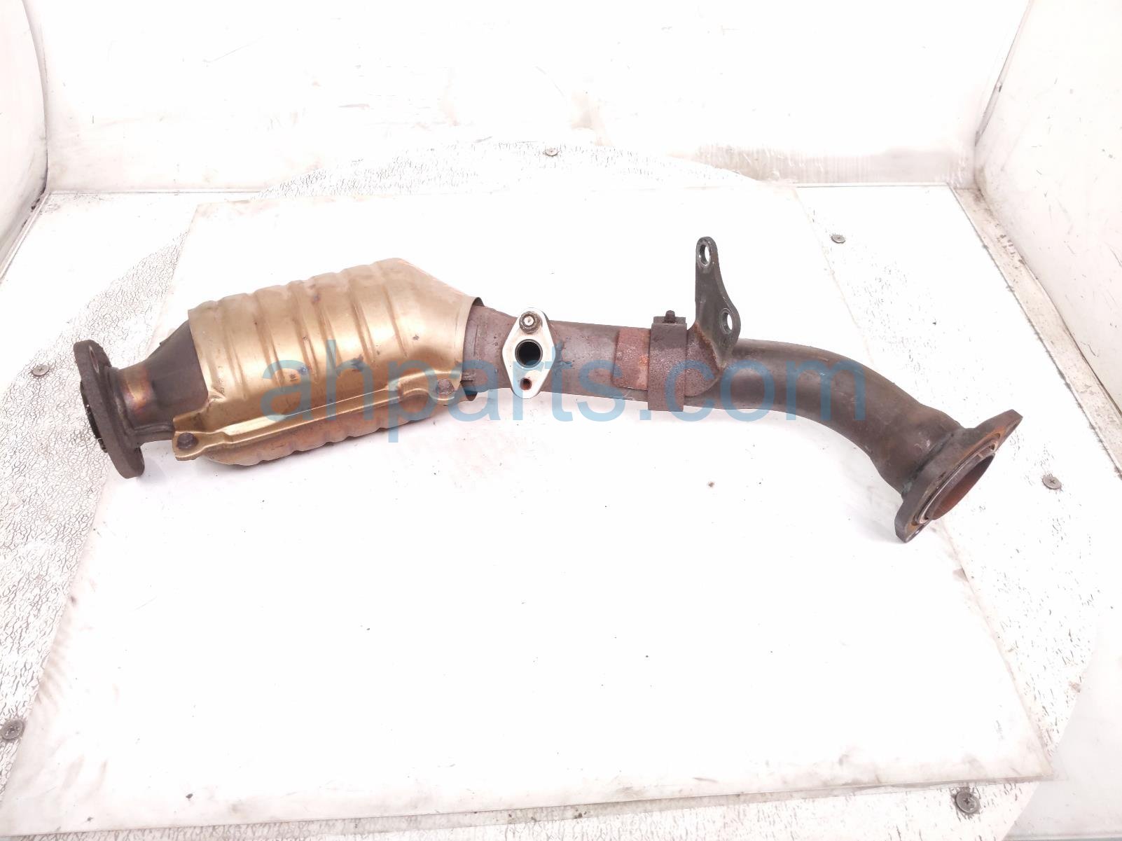 2000 Toyota Tacoma Catalytic Front Exhaust Pipe W/conv 2.4l 4x2 17410 0C030 Replacement 2000 Toyota Tacoma Catalytic Front Exhaust Pipe W/conv 2.4l 4x2 17410 0C030 Replacement thumbnail