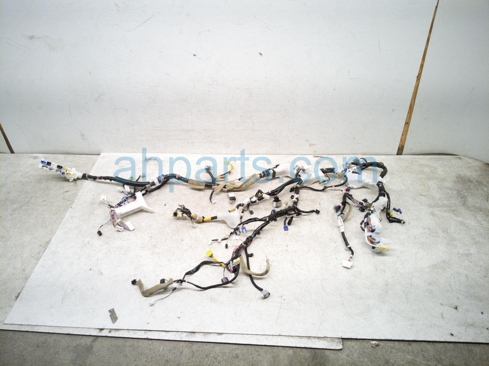 DASH INSTRUMENT WIRE HARNESS - AWD