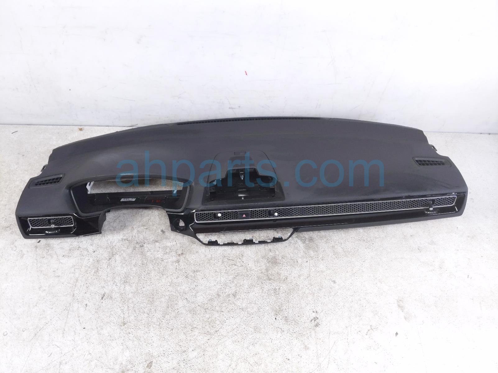 DASHBOARD W/ AIRBAG - BLACK