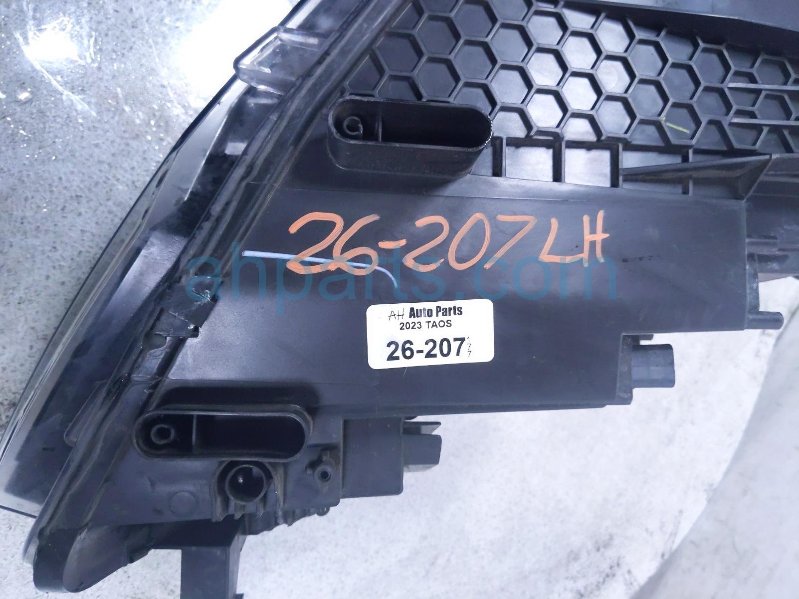 2023 Volkswagen Taos Headlight Driver Headlamp / Light 2GJ 941 035 Replacement 2023 Volkswagen Taos Headlight Driver Headlamp / Light 2GJ 941 035 Replacement thumbnail