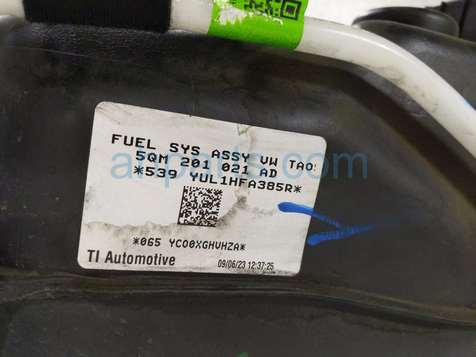 2023 Volkswagen Taos Gas / Fuel Tank 5QM 201 055 C Replacement 2023 Volkswagen Taos Gas / Fuel Tank 5QM 201 055 C Replacement thumbnail