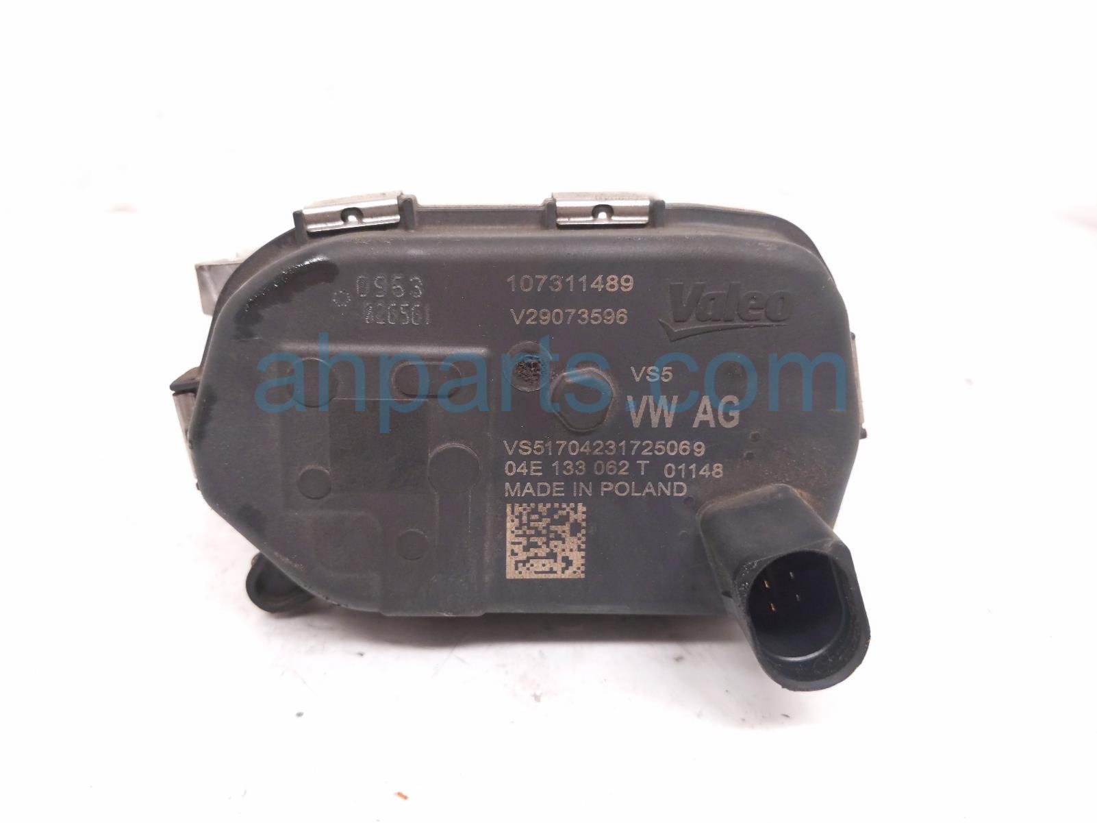 2023 Volkswagen Taos Throttle Body 04E 133 062 T Replacement 2023 Volkswagen Taos Throttle Body 04E 133 062 T Replacement thumbnail