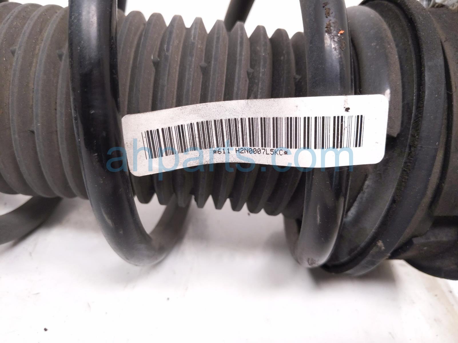 2023 Volkswagen Taos Front Passenger Strut Absorber + Spring 5QM 413 024 Replacement 2023 Volkswagen Taos Front Passenger Strut Absorber + Spring 5QM 413 024 Replacement thumbnail