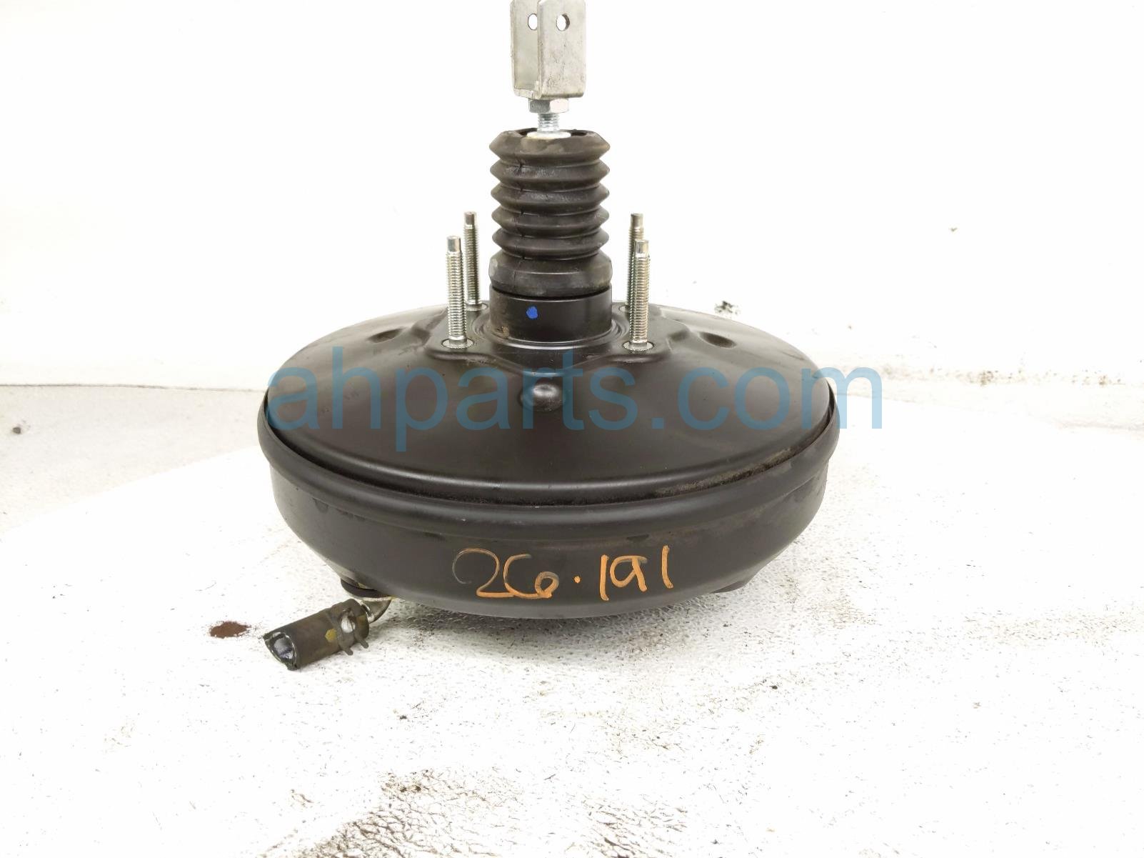 2019 Toyota C HR Power Brake Booster 2.0l Fwd 47200 F4060 Replacement 2019 Toyota C HR Power Brake Booster 2.0l Fwd 47200 F4060 Replacement thumbnail
