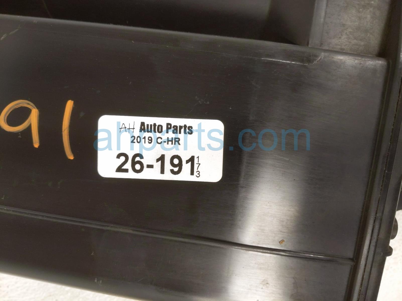 2019 Toyota C HR Fuel Vapor Charcoal Canister 2.0l 77740 10160 Replacement 2019 Toyota C HR Fuel Vapor Charcoal Canister 2.0l 77740 10160 Replacement thumbnail