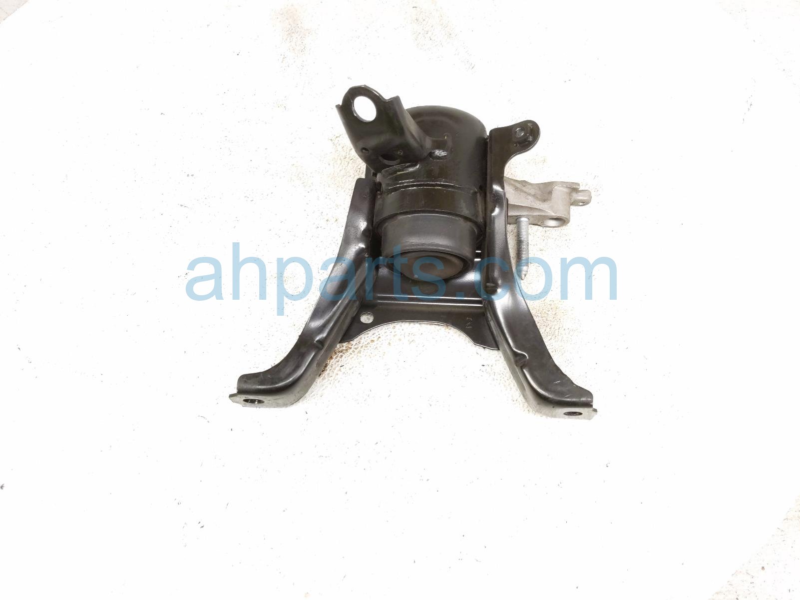 Toyota RH ENGINE SIDE MOUNT - 2.0L FWD