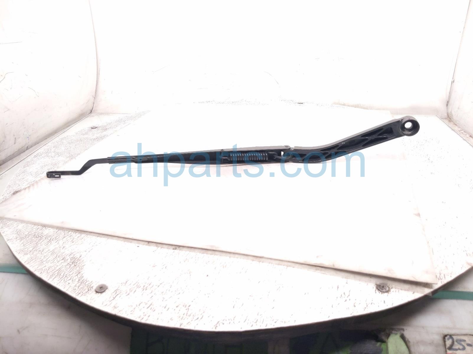 2021 Toyota Highlander Driver Windshield Wiper Arm 85221 0E100 Replacement 2021 Toyota Highlander Driver Windshield Wiper Arm 85221 0E100 Replacement thumbnail