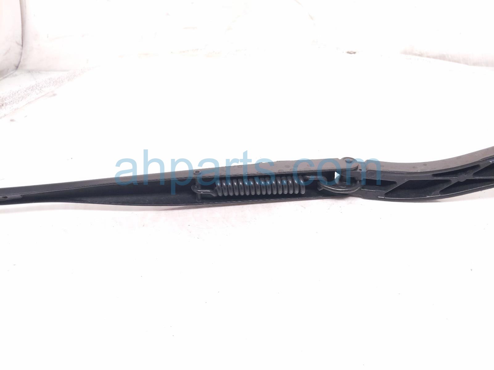 2021 Toyota Highlander Driver Windshield Wiper Arm 85221 0E100 Replacement 2021 Toyota Highlander Driver Windshield Wiper Arm 85221 0E100 Replacement thumbnail