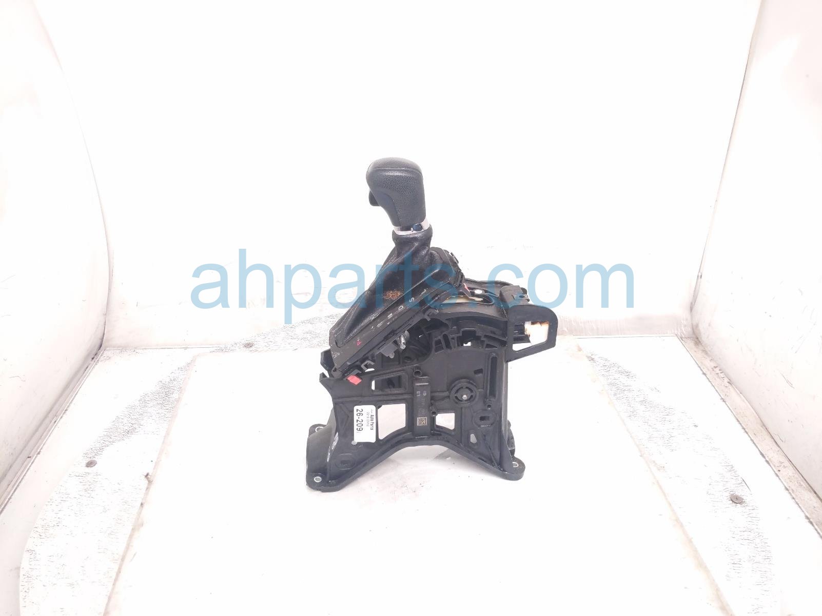 Honda A/T FLOOR SHIFTER W/KNOB -1.5T