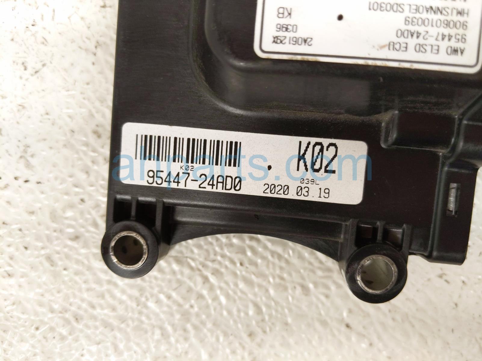 2020 Hyundai Veloster Elsd Control Module Awd 95447 24AD0 Replacement 2020 Hyundai Veloster Elsd Control Module Awd 95447 24AD0 Replacement thumbnail