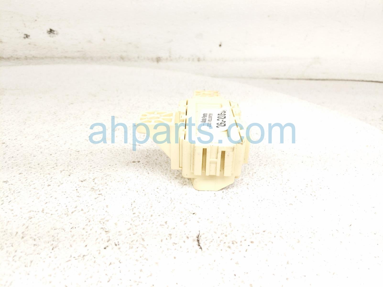 2020 Hyundai Veloster Fuse Icm Relay Box Assy 2.0t Mt 91940 J3010 Replacement 2020 Hyundai Veloster Fuse Icm Relay Box Assy 2.0t Mt 91940 J3010 Replacement thumbnail