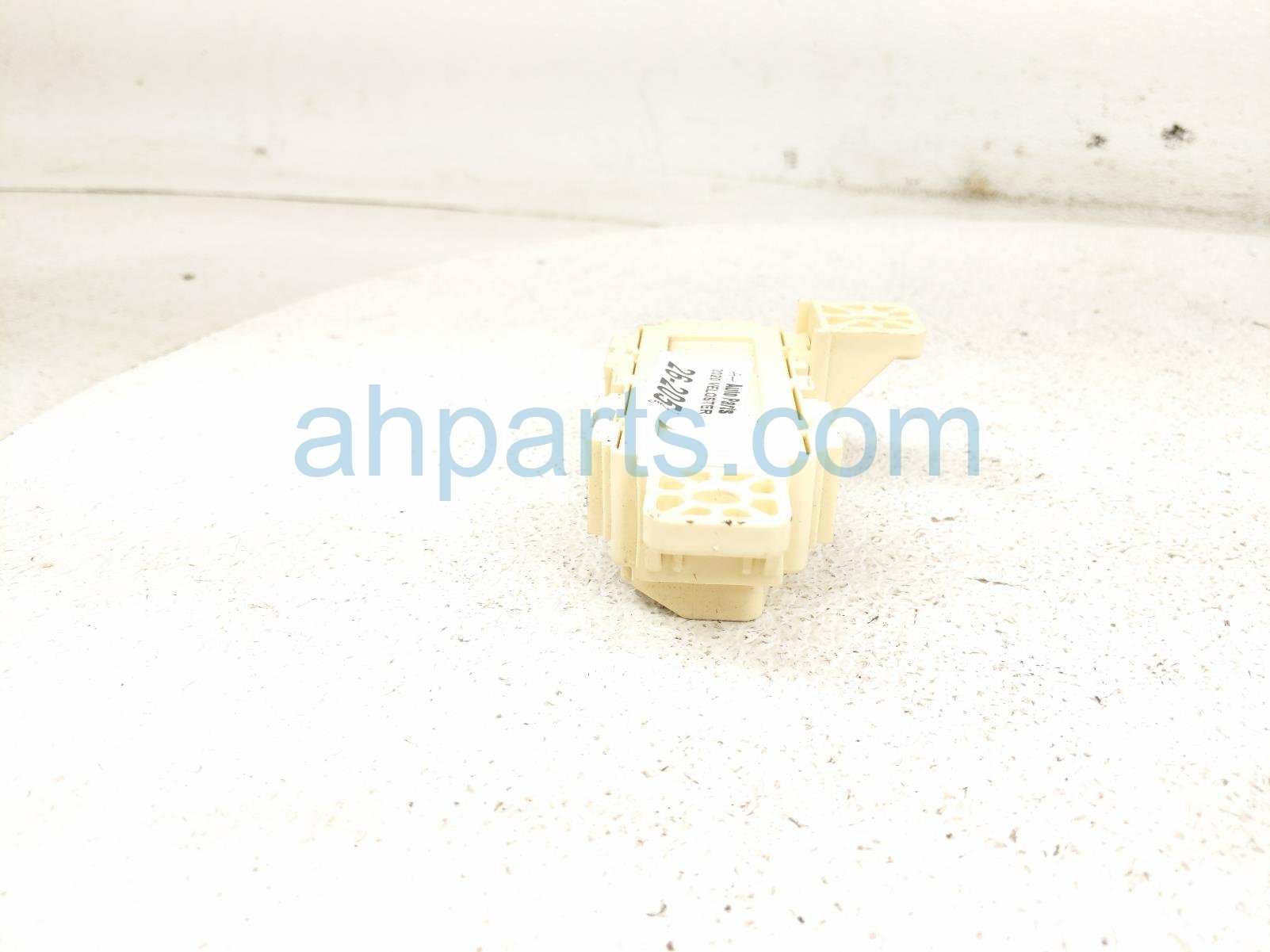 2020 Hyundai Veloster Fuse Icm Relay Box Assy 2.0t Mt 91940 J3010 Replacement 2020 Hyundai Veloster Fuse Icm Relay Box Assy 2.0t Mt 91940 J3010 Replacement thumbnail