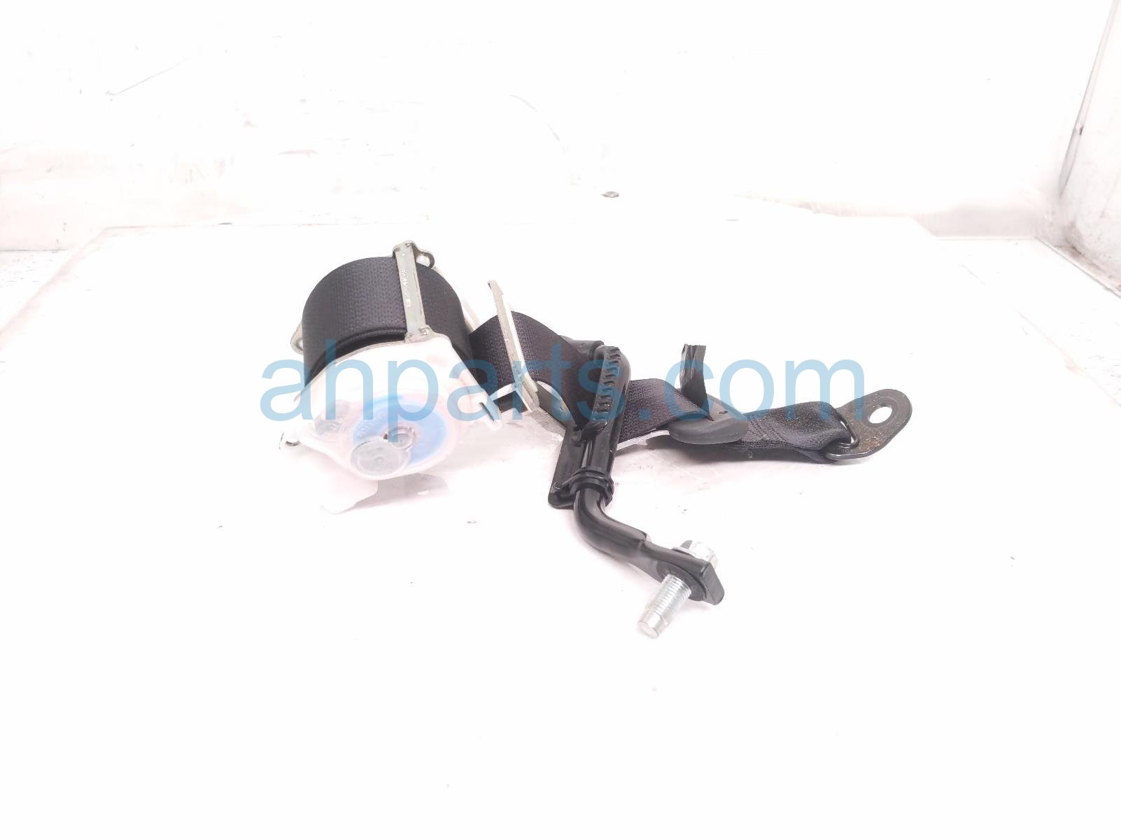 2018 Honda Civic Rear Driver Seat Belt Retractor Black 04828 TGG A01ZA Replacement 2018 Honda Civic Rear Driver Seat Belt Retractor Black 04828 TGG A01ZA Replacement thumbnail