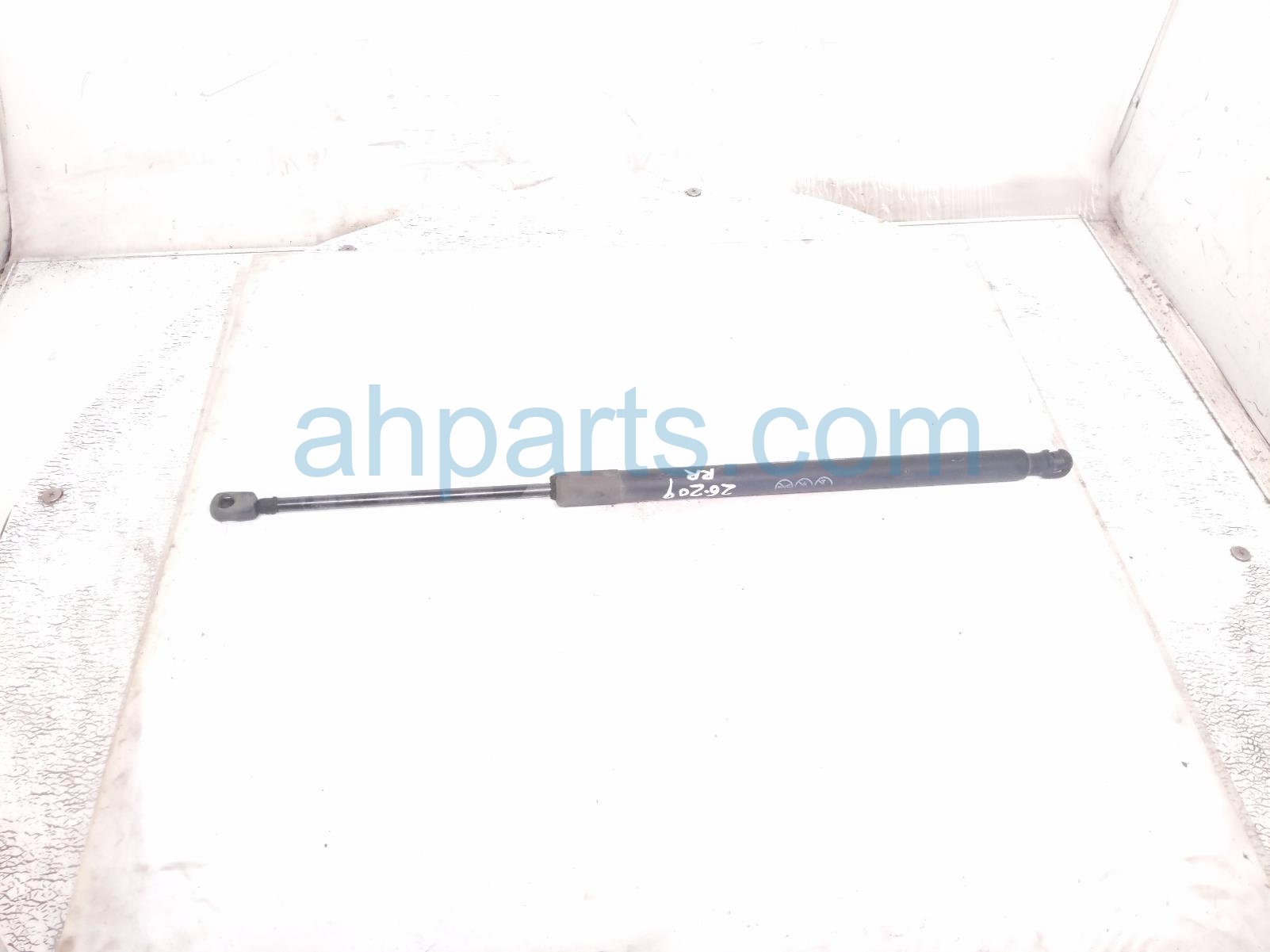 Honda RR/RH TAILGATE LIFT SUPPORT STRUT