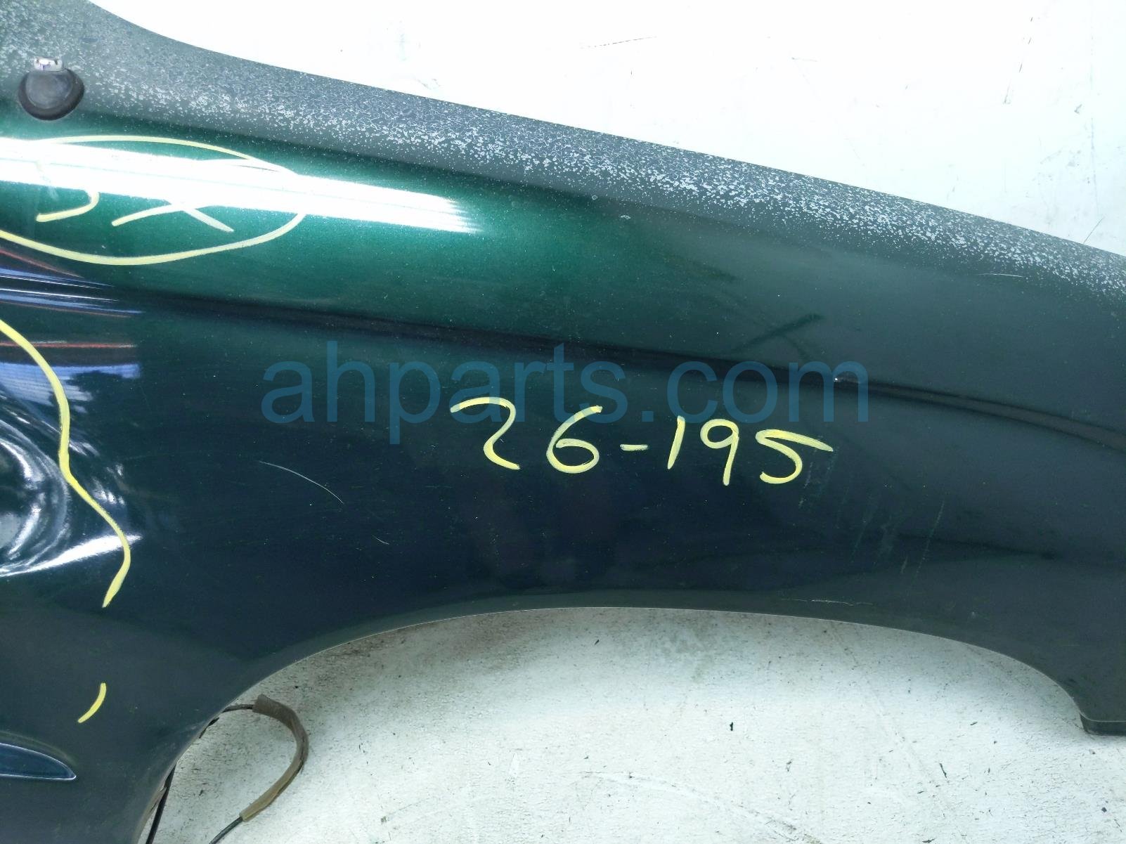 2000 Toyota Tacoma Front Passenger Fender Green 53811 04061 Replacement 2000 Toyota Tacoma Front Passenger Fender Green 53811 04061 Replacement thumbnail