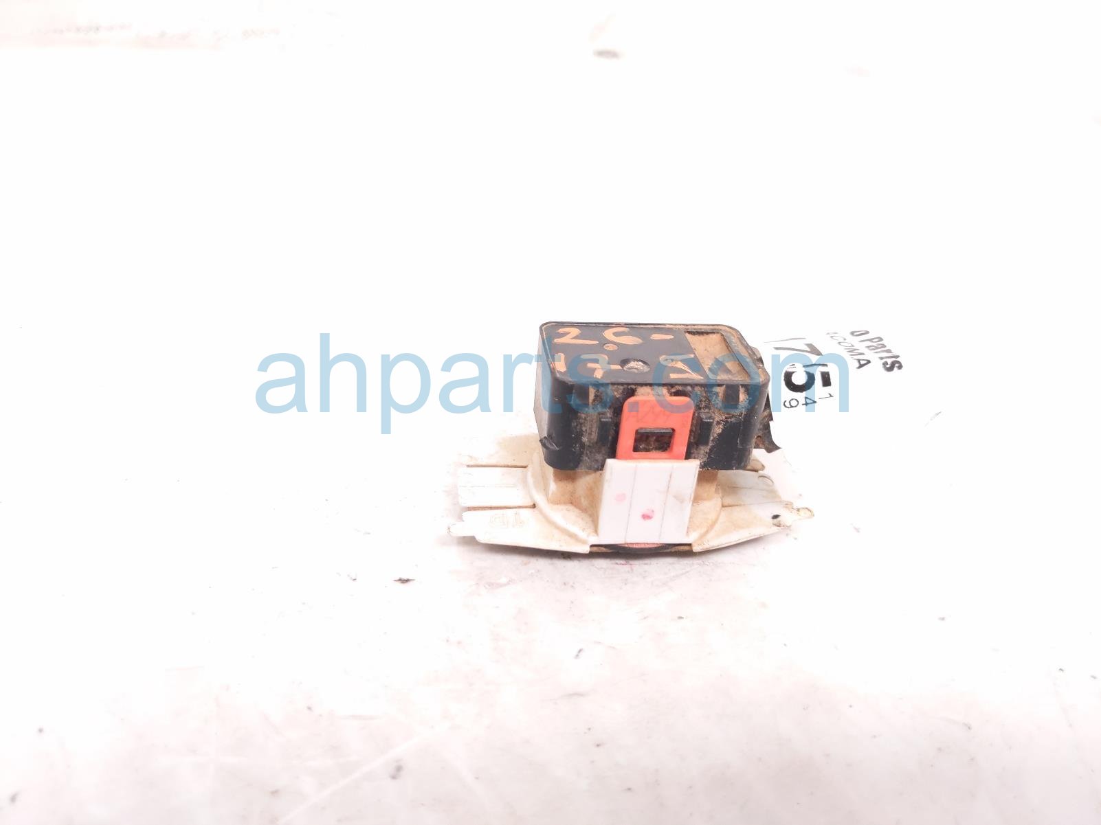 Toyota FR/RH PARKING SENSOR-BLACK