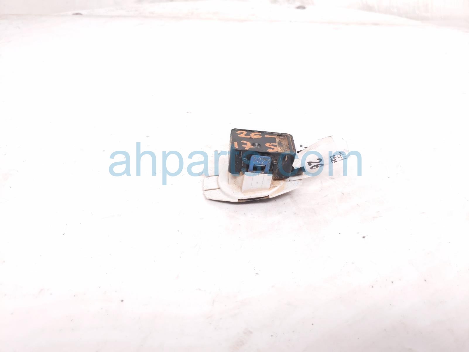 Toyota FR/RR PARKING SENSOR-BLACK