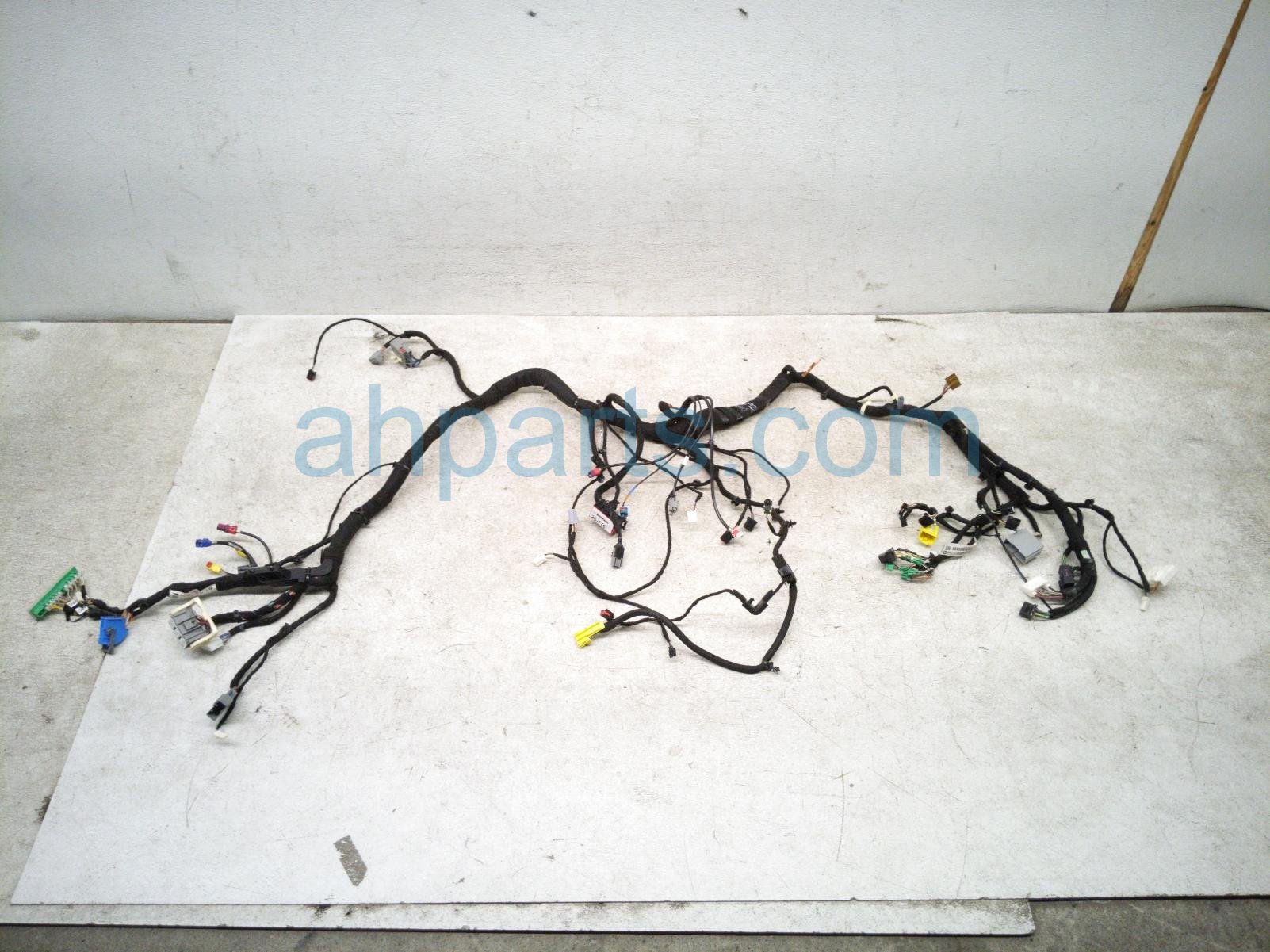 2019 Chrysler 300 Dash Instrument Wire Harness Awd 68406052AB Replacement 2019 Chrysler 300 Dash Instrument Wire Harness Awd 68406052AB Replacement thumbnail