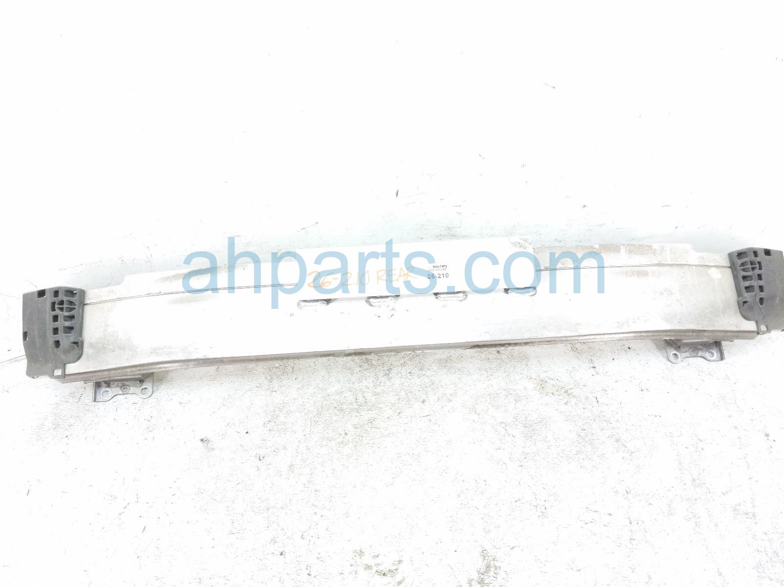Honda REAR BUMPER REINFORCEMENT BAR