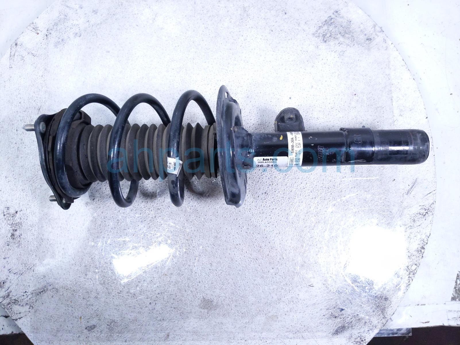 $195 Honda FR/RH STRUT ABSORBER + SPRING