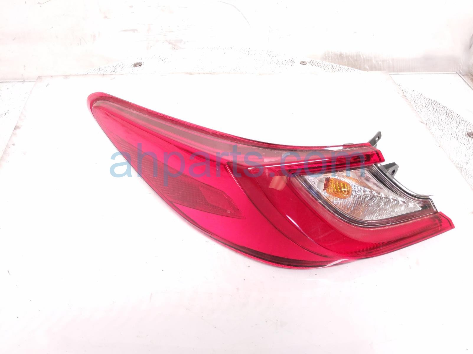 $245 Toyota LH TAIL LAMP (ON BODY)