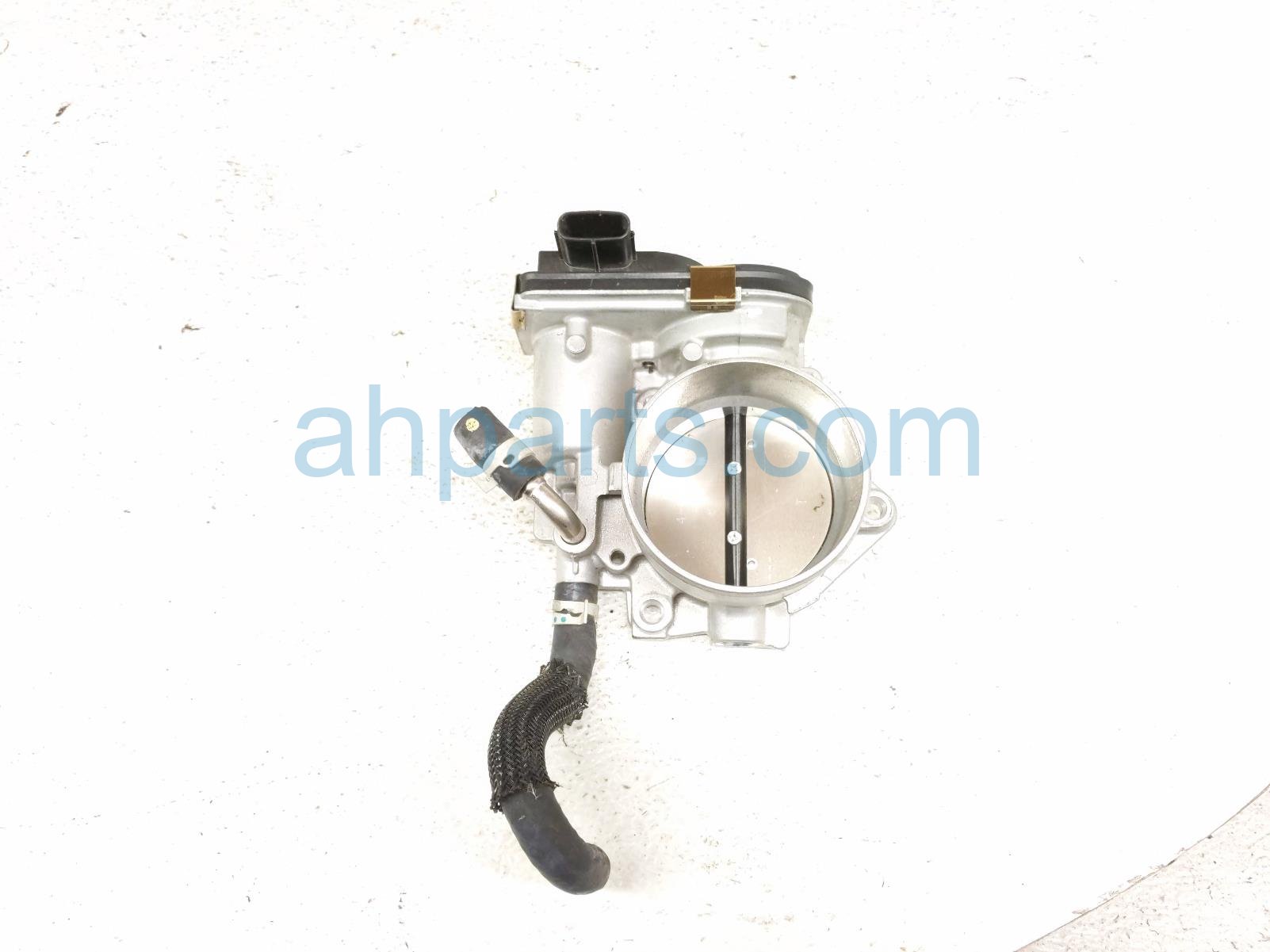 Toyota THROTTLE BODY
