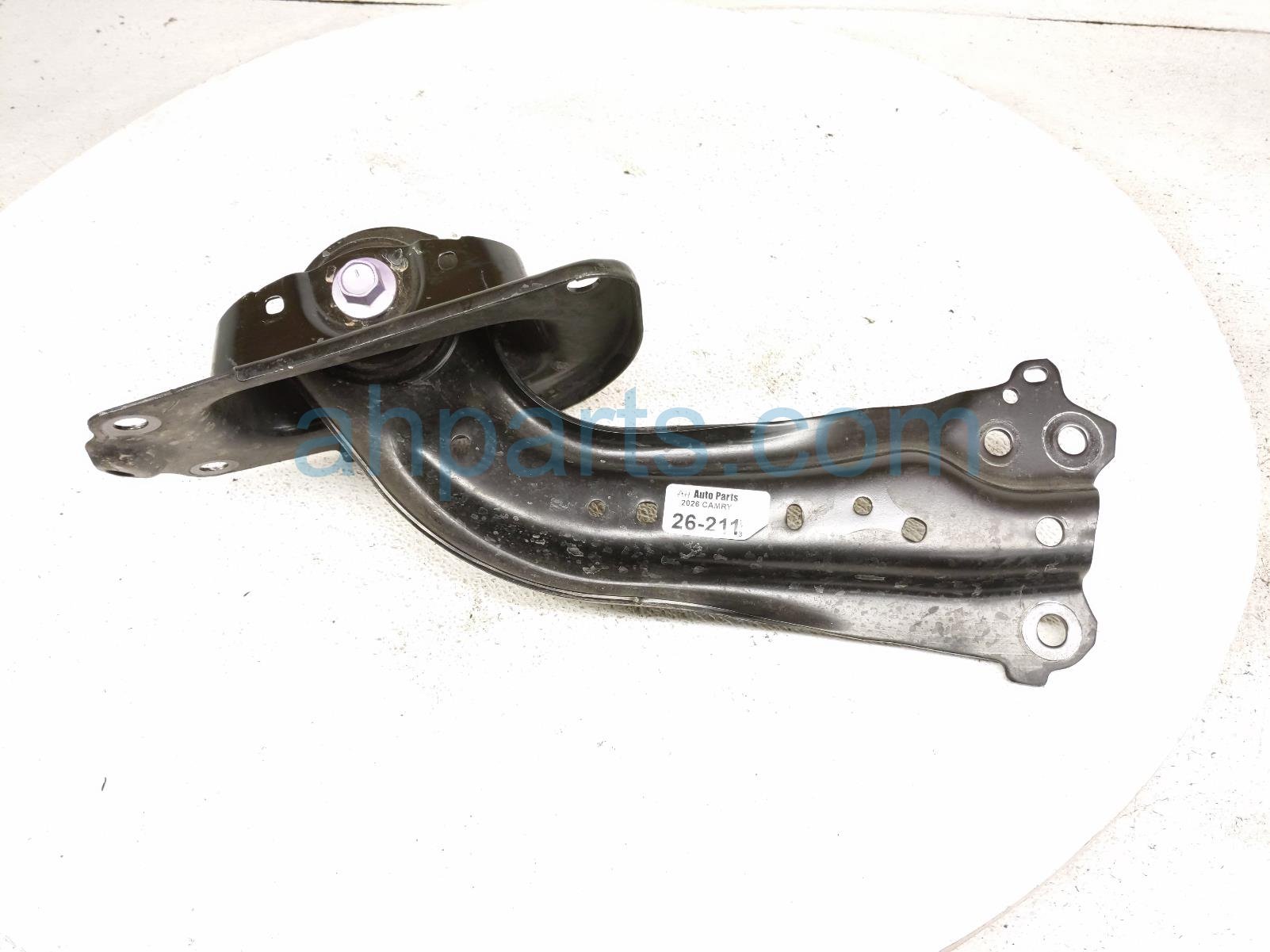 Toyota RR/RH TRAILING LOWER CONTROL ARM