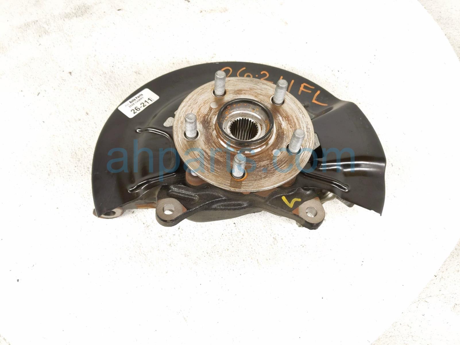 Toyota FR/LH SPINDLE KNUCKLE HUB - FWD