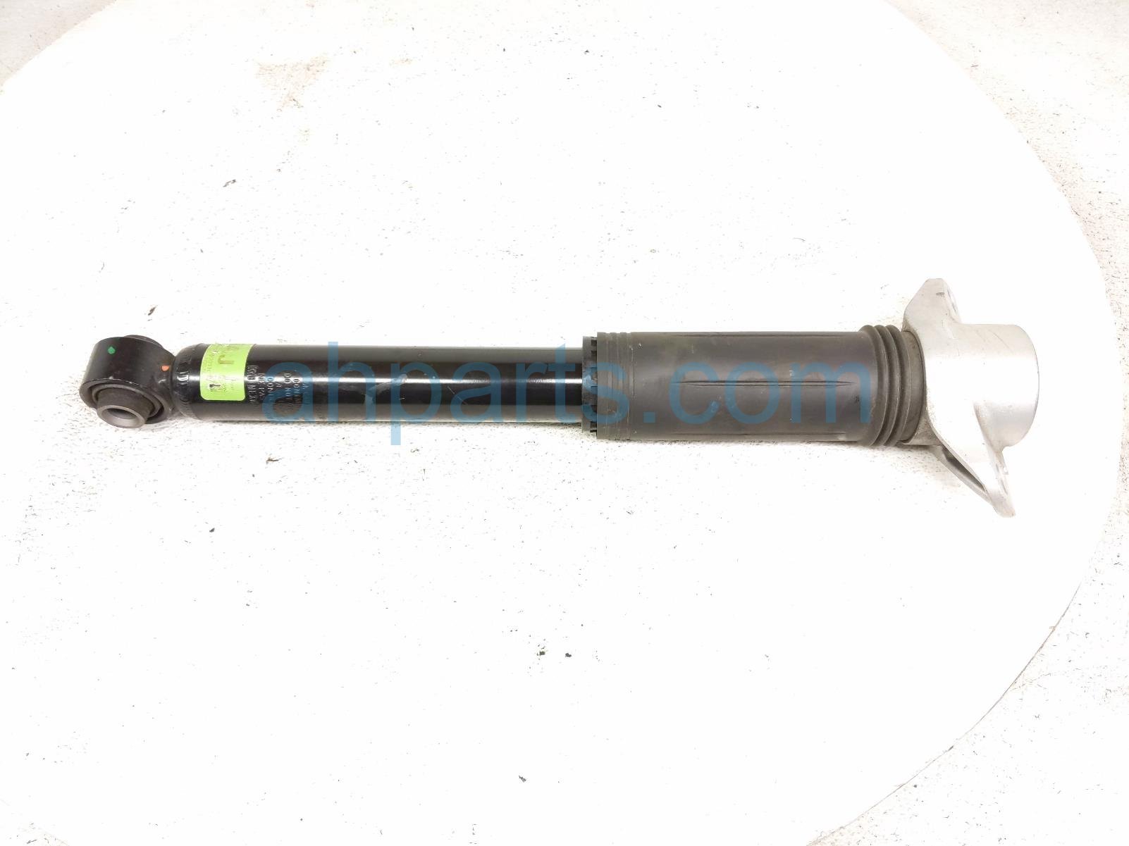Toyota RR/LH SHOCK ABSORBER Toyota RR/LH SHOCK ABSORBER