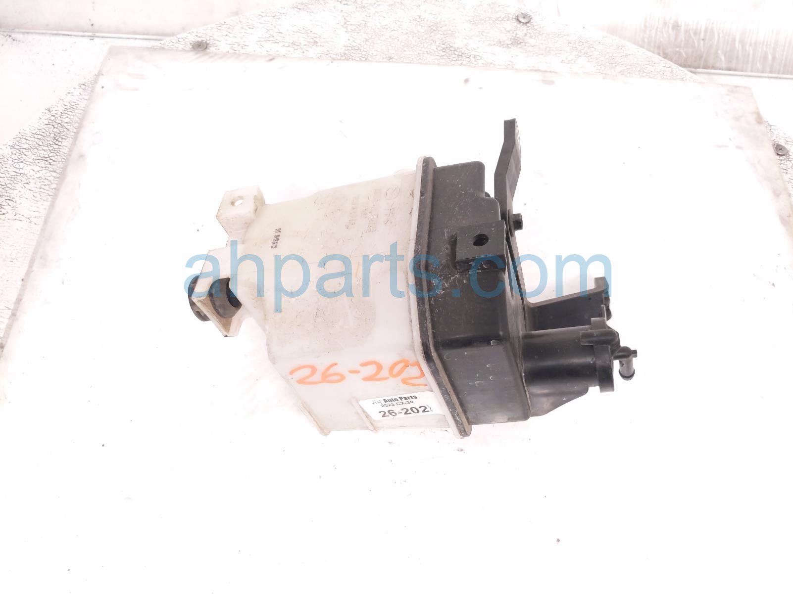 COOLANT OVERFLOW RESERVOIR TANK