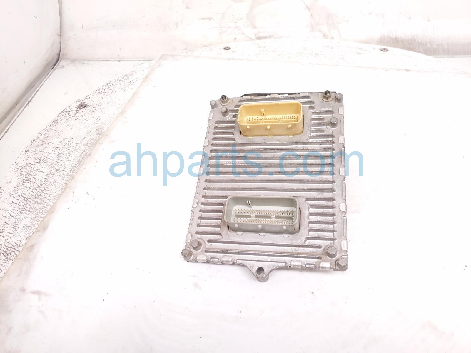 2019 Chrysler 300 Ecu Control Module / Engine Computer Unit 3.6l At Awd 68330904AA Replacement 2019 Chrysler 300 Ecu Control Module / Engine Computer Unit 3.6l At Awd 68330904AA Replacement thumbnail