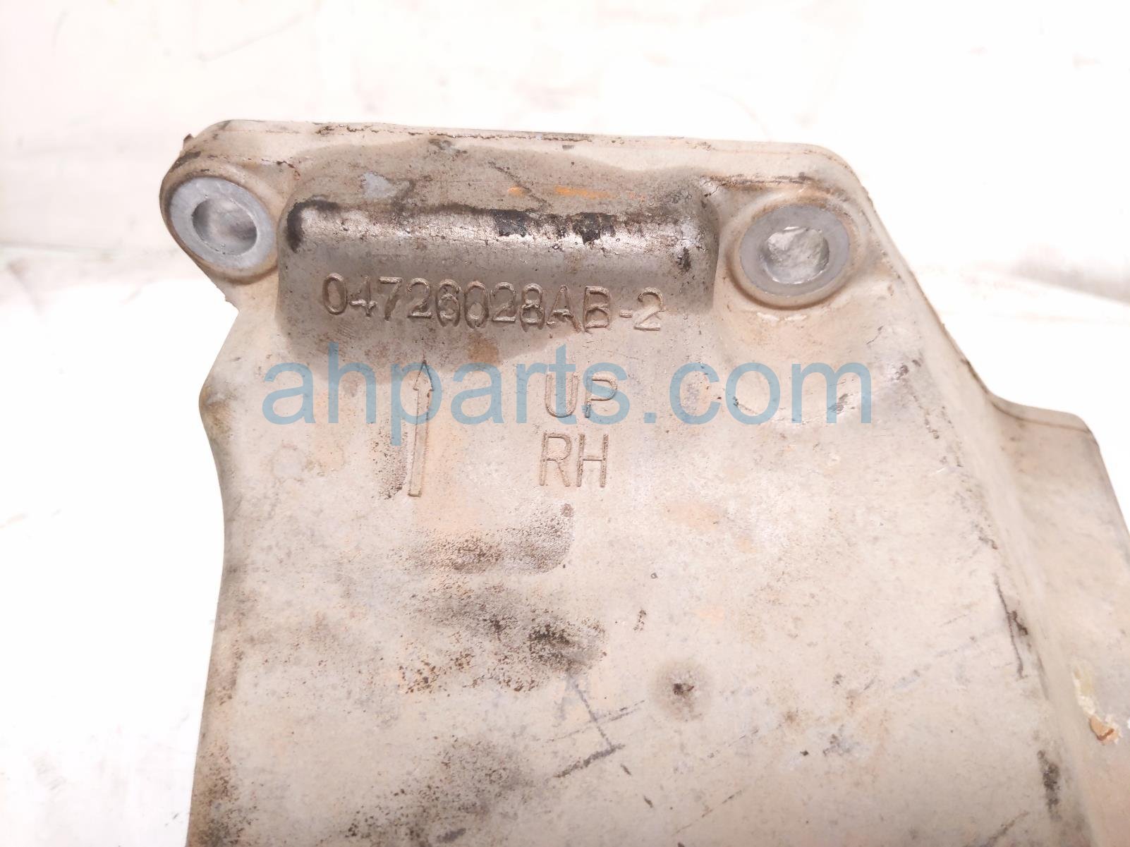 2019 Chrysler 300 Engine/motor Passenger Engine Mount Bracket 3.6 Awd 4726028AB Replacement 2019 Chrysler 300 Engine/motor Passenger Engine Mount Bracket 3.6 Awd 4726028AB Replacement thumbnail