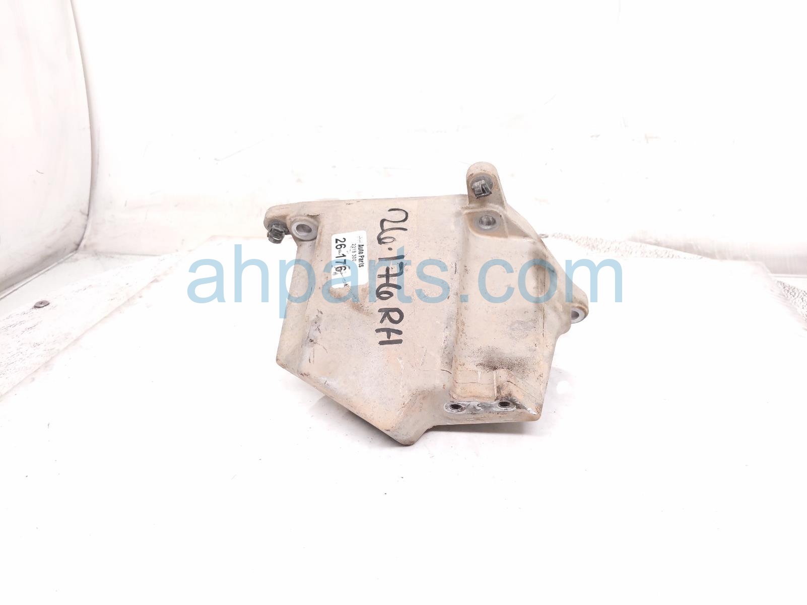 2019 Chrysler 300 Engine/motor Passenger Engine Mount Bracket 3.6 Awd 4726028AB Replacement 2019 Chrysler 300 Engine/motor Passenger Engine Mount Bracket 3.6 Awd 4726028AB Replacement thumbnail