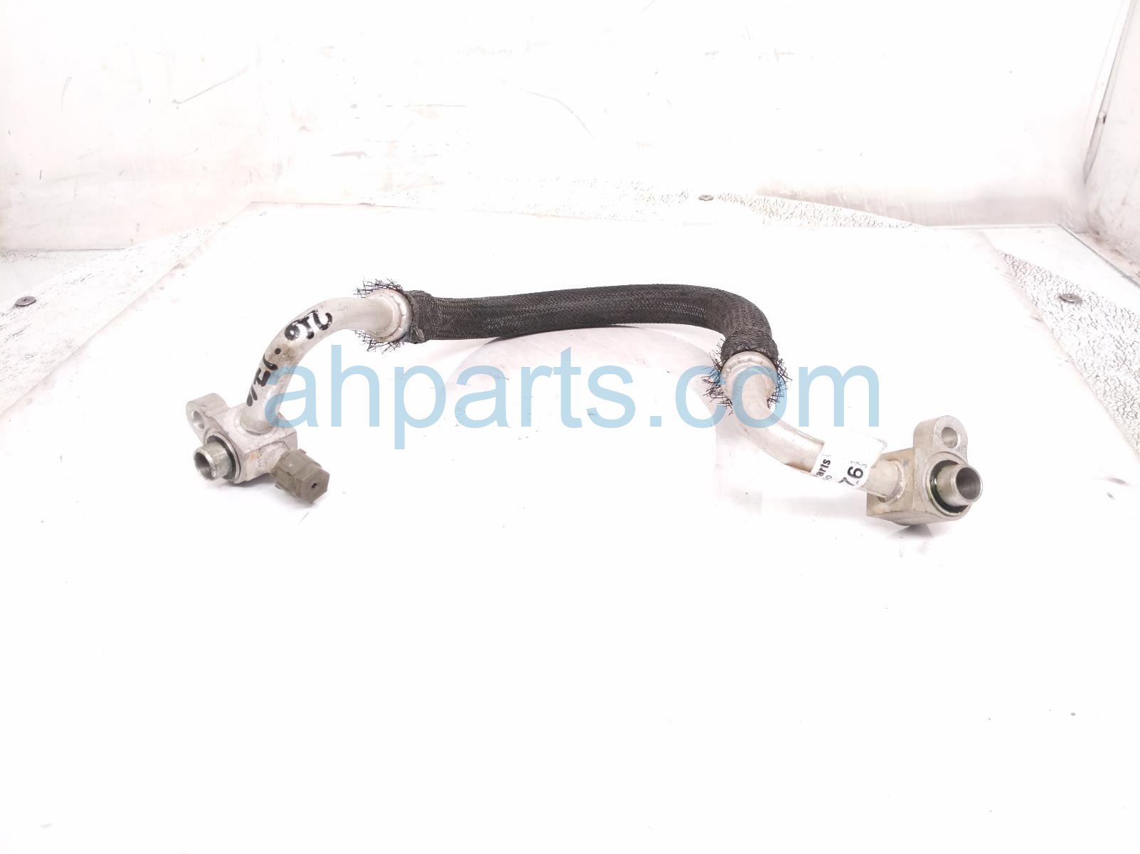 2019 Chrysler 300 Ac Pipe Line A/c Suction Hose 3.6l Awd 68158883AE Replacement 2019 Chrysler 300 Ac Pipe Line A/c Suction Hose 3.6l Awd 68158883AE Replacement thumbnail