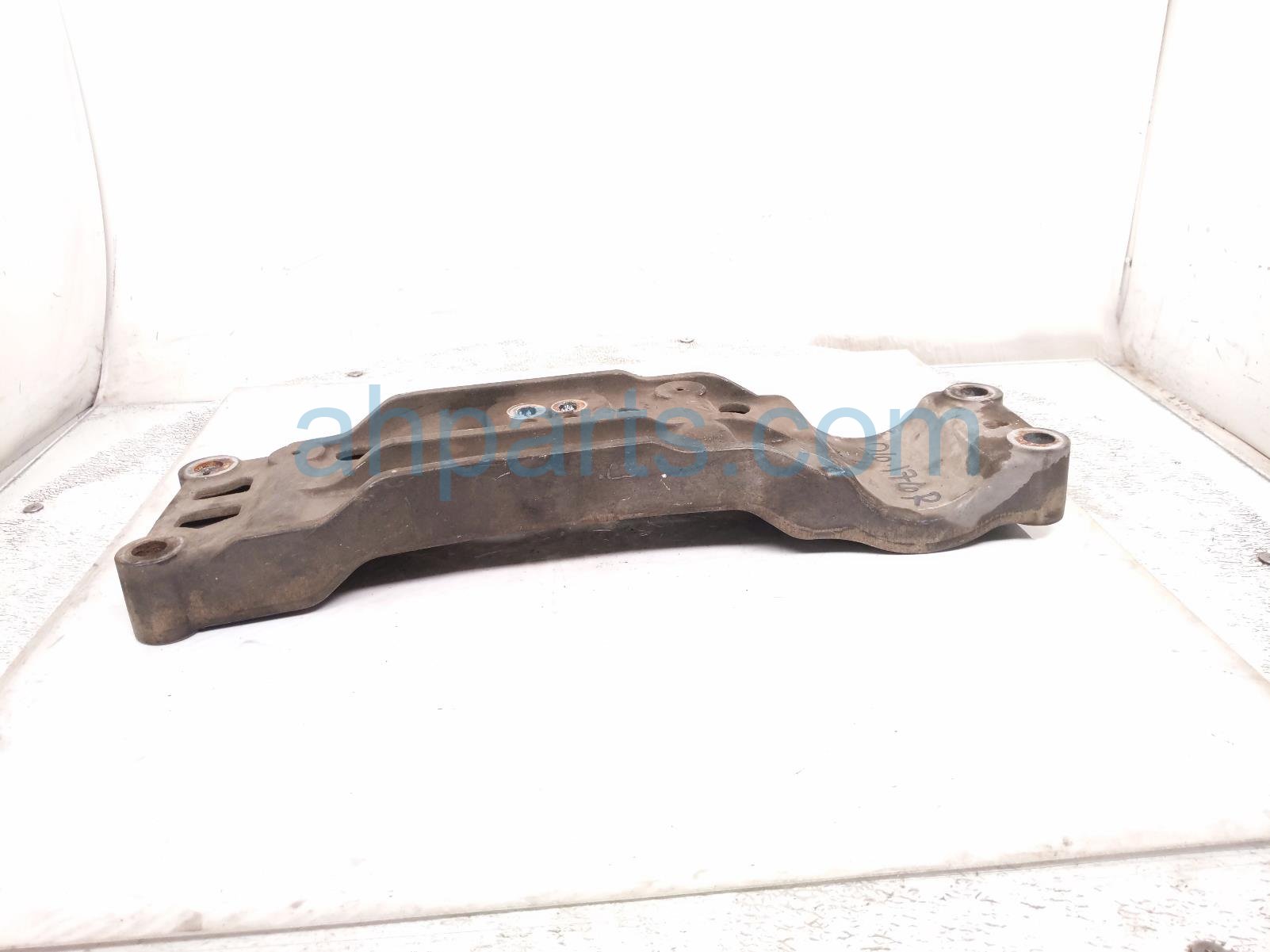 2019 Chrysler 300 Engine/motor Mount Transmission Crossmember 3.6 Awd 4726088AE Replacement 2019 Chrysler 300 Engine/motor Mount Transmission Crossmember 3.6 Awd 4726088AE Replacement thumbnail