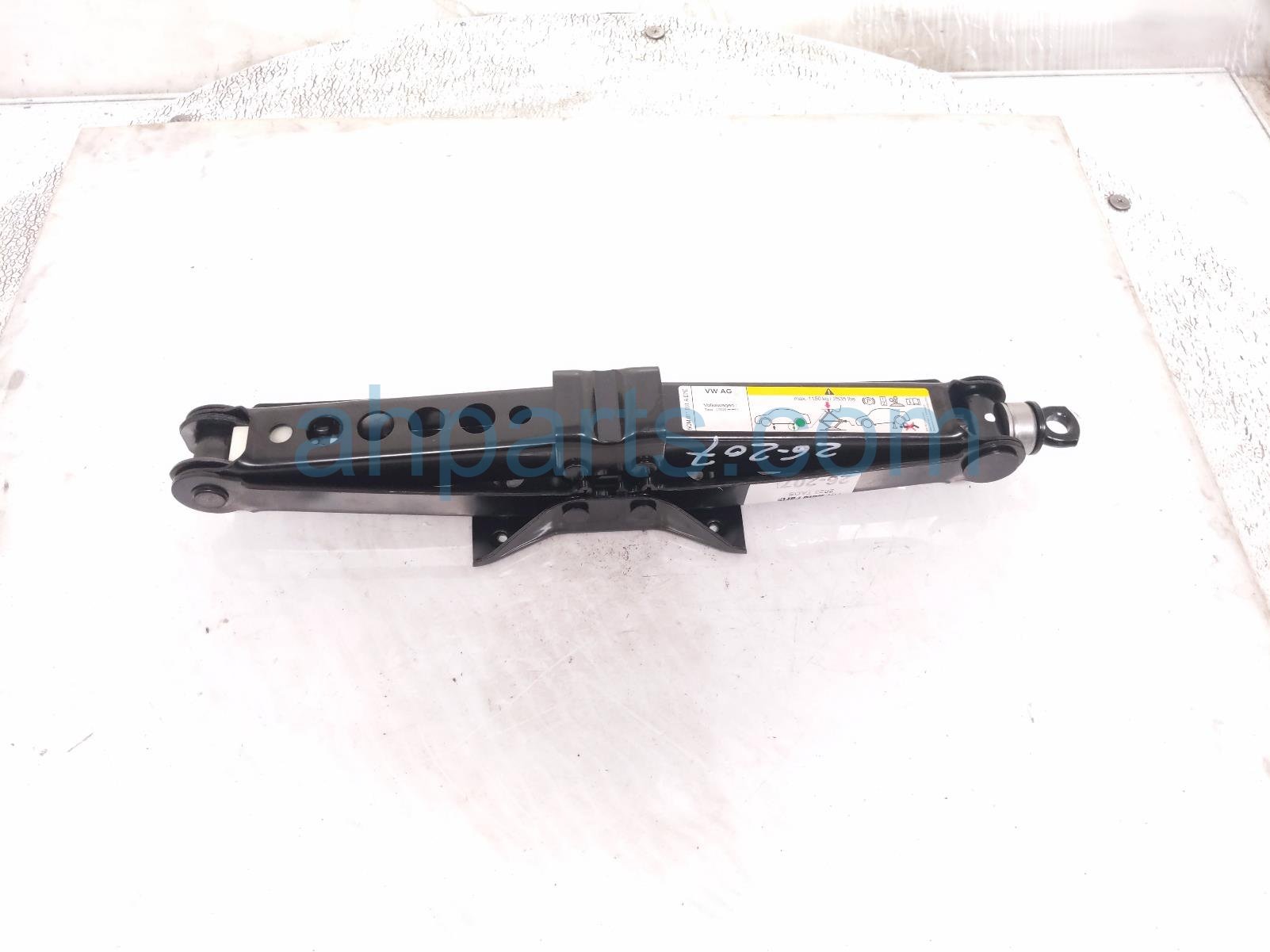 Volkswagen SCISSOR JACK ASSEMBLY