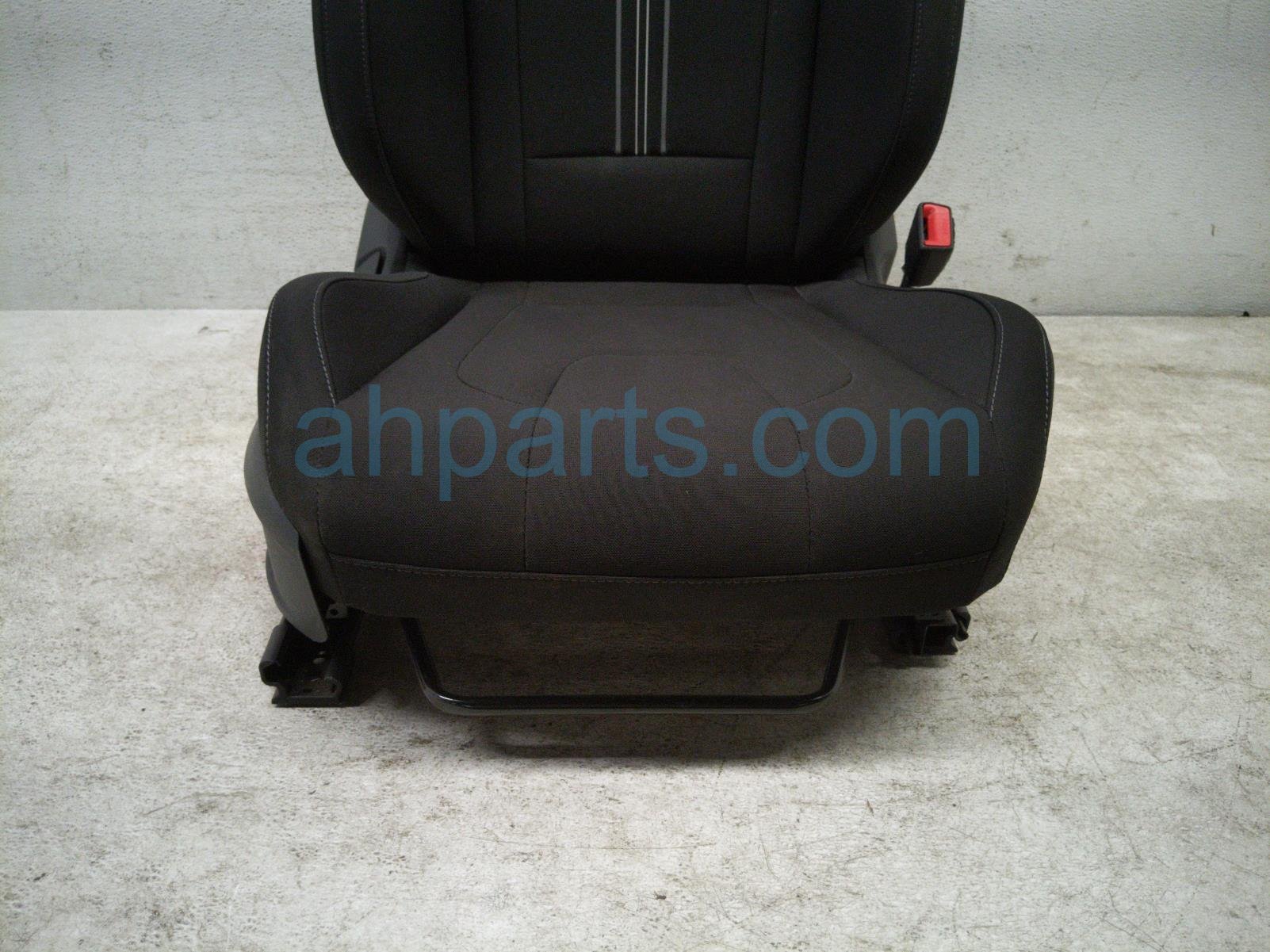 2022 Hyundai Elantra Front Passenger Seat Black Blown Airbag 88400 AB010 G8S Replacement 2022 Hyundai Elantra Front Passenger Seat Black Blown Airbag 88400 AB010 G8S Replacement thumbnail