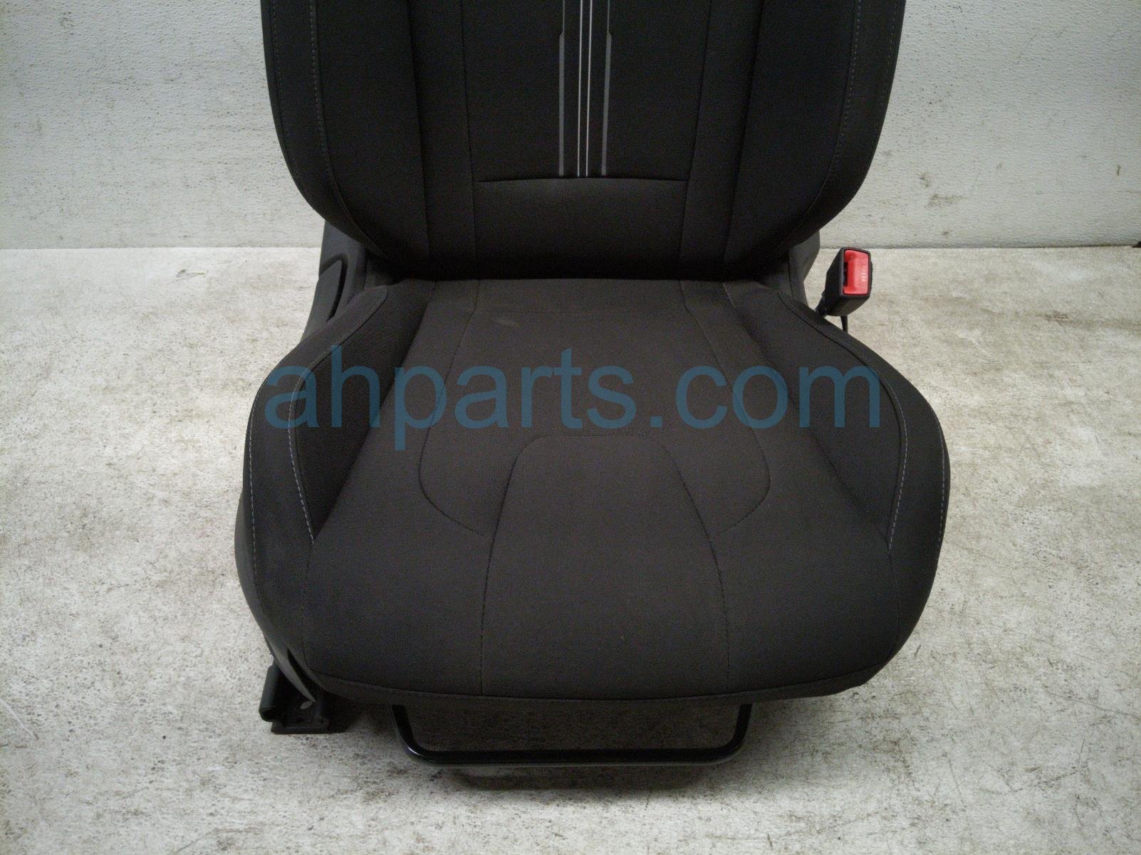 2022 Hyundai Elantra Front Passenger Seat Black Blown Airbag 88400 AB010 G8S Replacement 2022 Hyundai Elantra Front Passenger Seat Black Blown Airbag 88400 AB010 G8S Replacement thumbnail