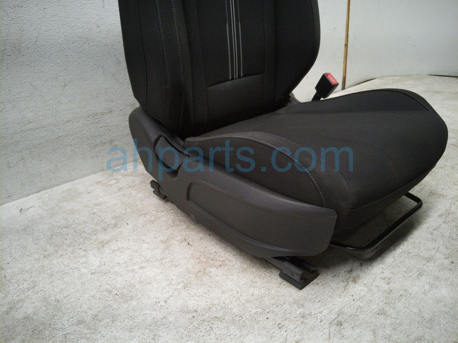 2022 Hyundai Elantra Front Passenger Seat Black Blown Airbag 88400 AB010 G8S Replacement 2022 Hyundai Elantra Front Passenger Seat Black Blown Airbag 88400 AB010 G8S Replacement thumbnail