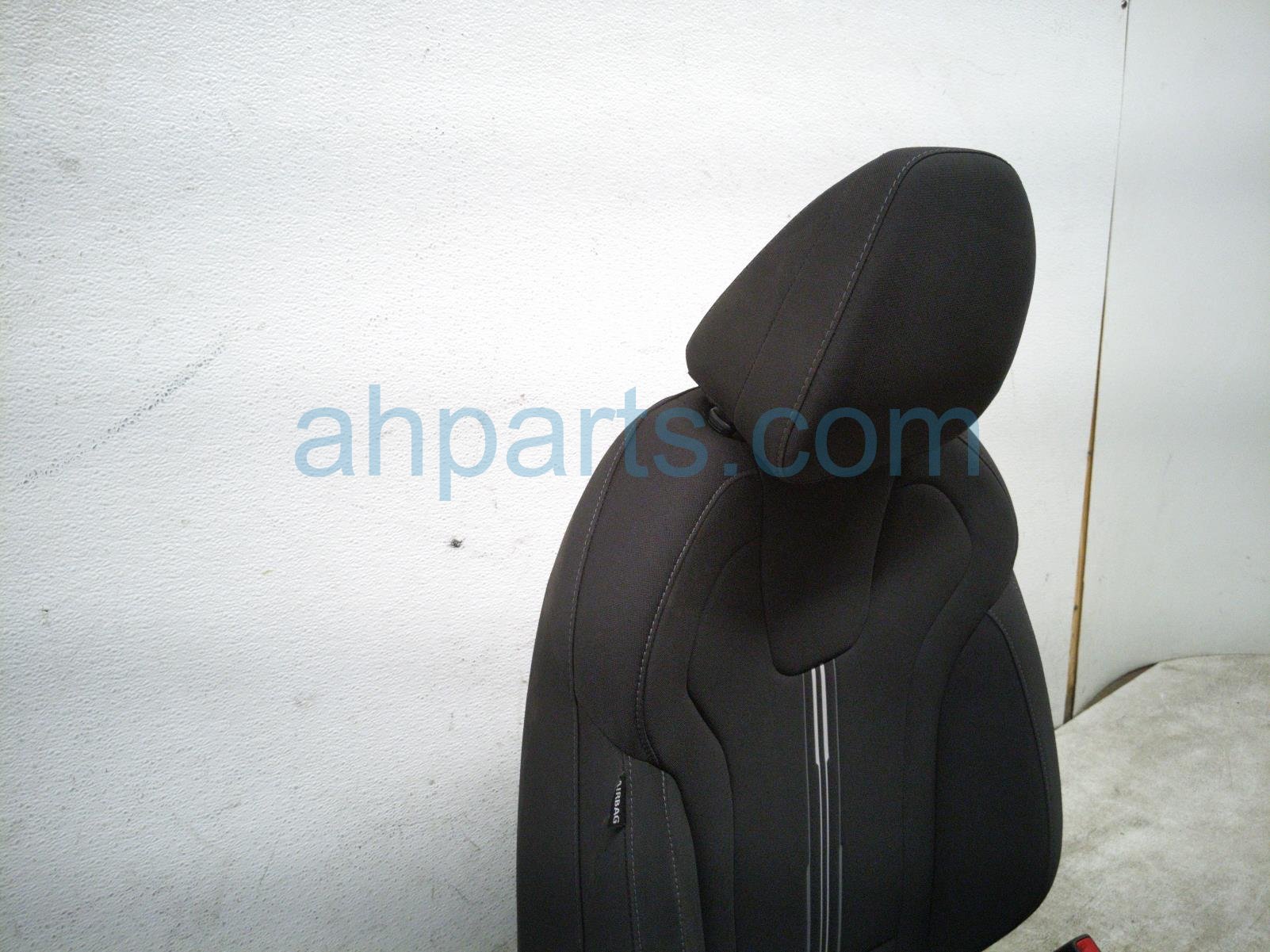 2022 Hyundai Elantra Front Passenger Seat Black Blown Airbag 88400 AB010 G8S Replacement 2022 Hyundai Elantra Front Passenger Seat Black Blown Airbag 88400 AB010 G8S Replacement thumbnail